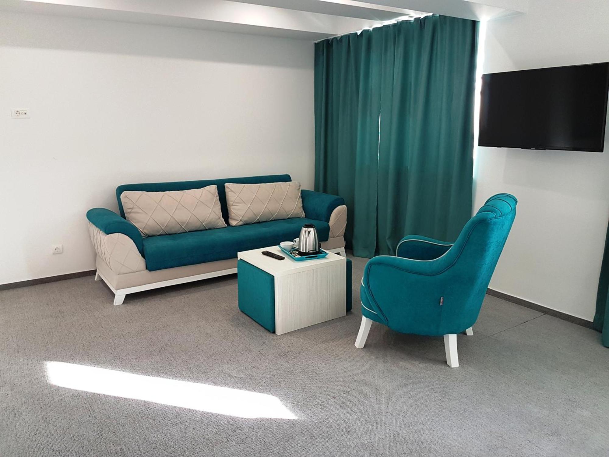 Hotel Sax Gracanica Gracanica  Экстерьер фото
